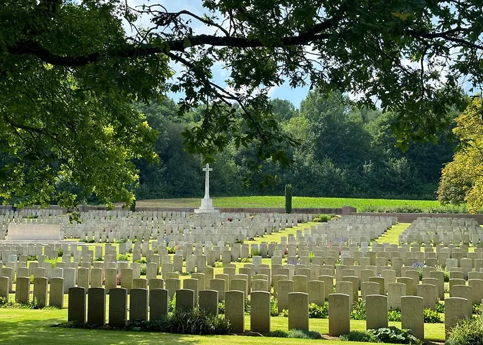 Old Rifles Bustier Farm A - 6 Personnes Holiday home Bazentin